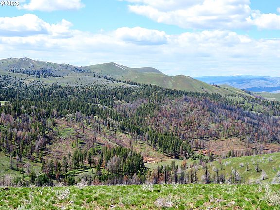 3rd image of Clarks Creek Rd