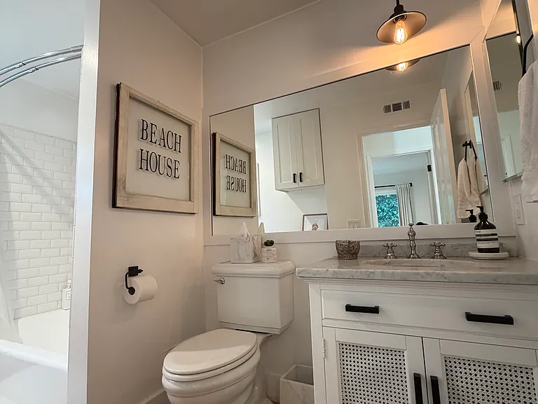 2964 Mandeville Canyon Rd — Photo 12