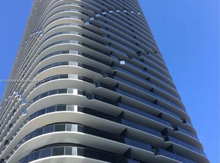 45 SW 9th St APT 2407, Miami, FL 33130
