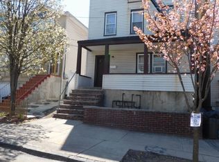 30 Taft Ave, Staten Island, NY 10301