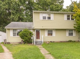35 Leicester Ter, Hampton, VA 23666