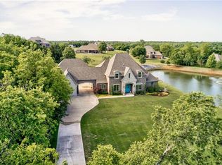 8114 Cardinal Ridge Dr, Edmond, OK 73034