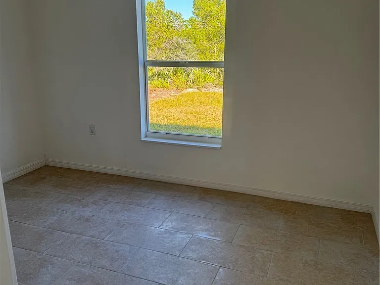 1408 Bittersweet St — Photo 19