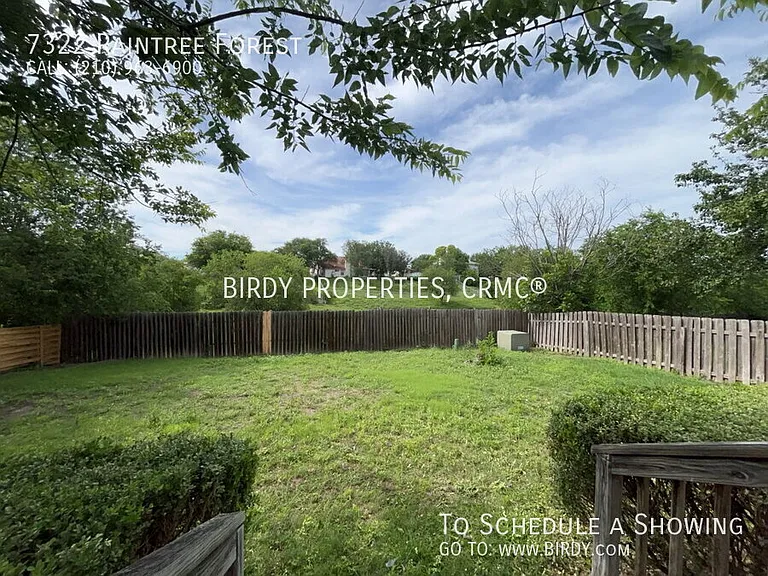 7322 Raintree Frst — Photo 32