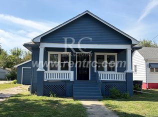 26 Delaware Ave, Danville, IL 61832