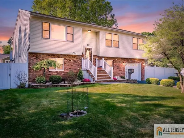 127 Warren St, South Plainfield, NJ 07080