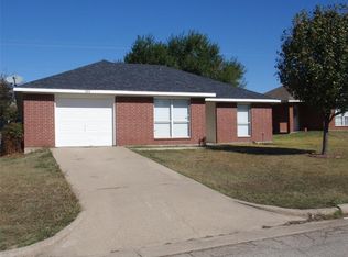 204 Apache Trl, Alvarado, TX 76009