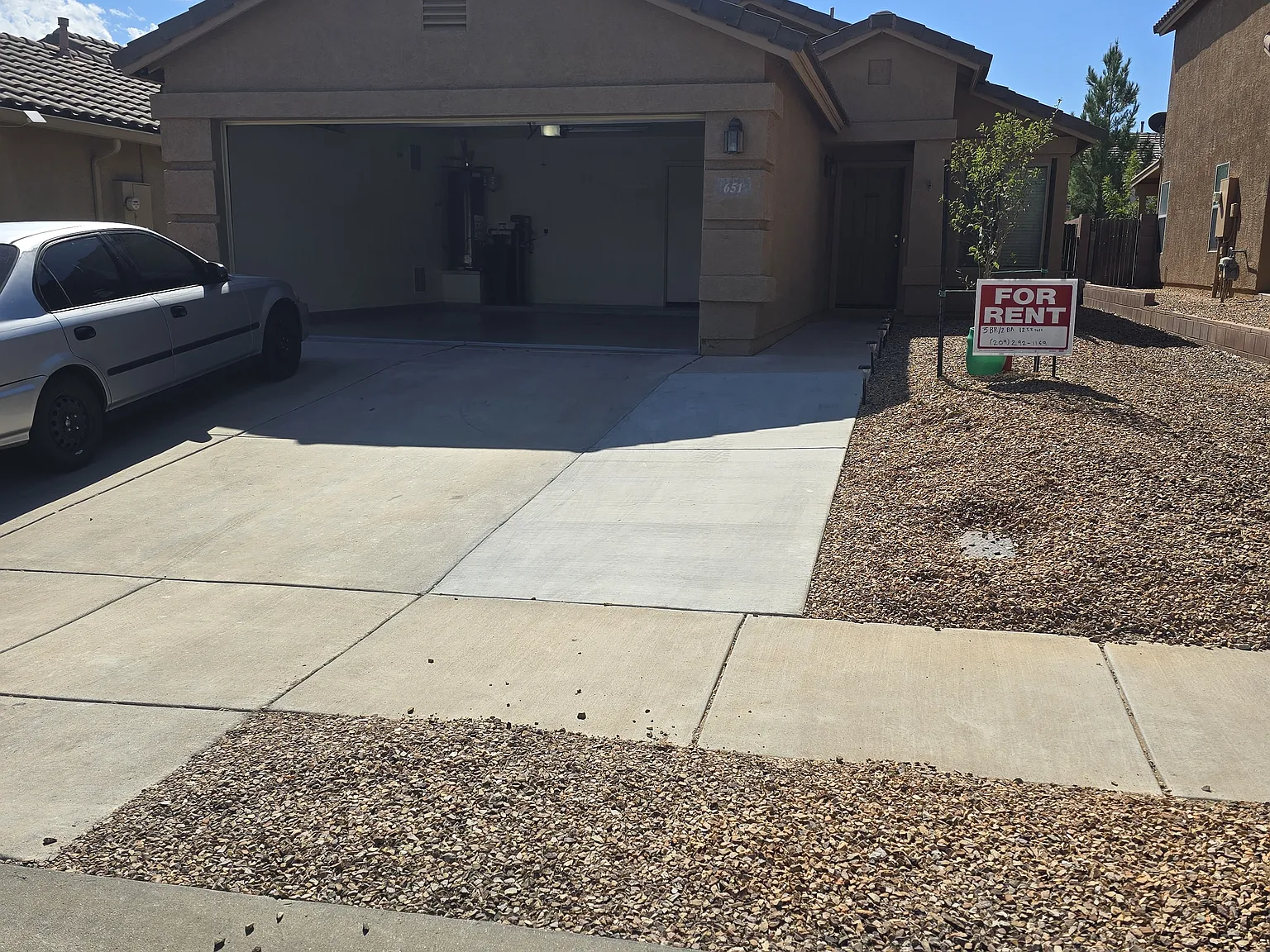 651 W Ash Ridge Dr — Photo 1