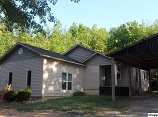 904 E Main St, Glencoe, AL 35905