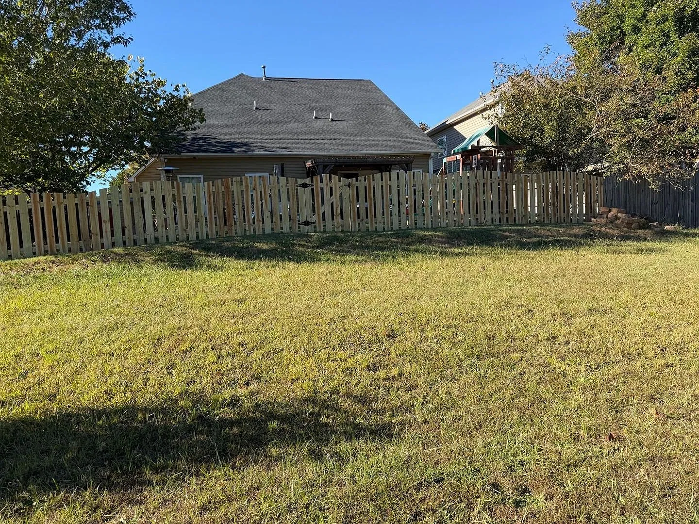 Spacious 4BR House + bonus room in Simpsonville — Photo 3