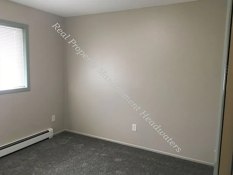 916 Wilder Ave — Photo 7
