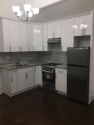 Rented by R New York