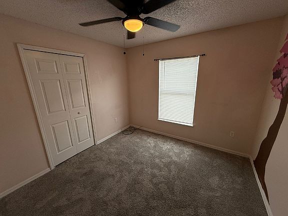 5th image of 2504 Hadleigh St