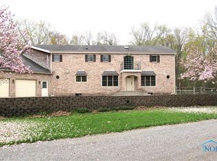 2305 Wilkins Rd, Swanton, OH 43558