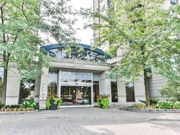 18 Mondeo Dr Unit Penthouse 42-42, Toronto, ON M1P 5C8