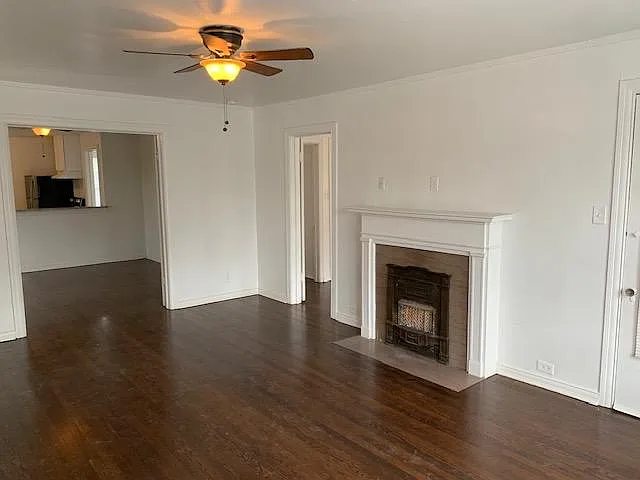 2 bed, 1200 sqft, $2,100 — Photo 4