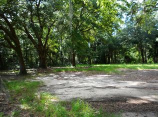 8214 Oyster Factory Rd, Edisto Island, SC 29438