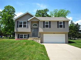 513 Steinhagen, Warrenton, MO 63383