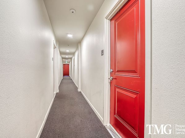 6811 NE Grand Ave APT 302