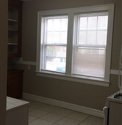 5th image of 456 North Ave Unit 1