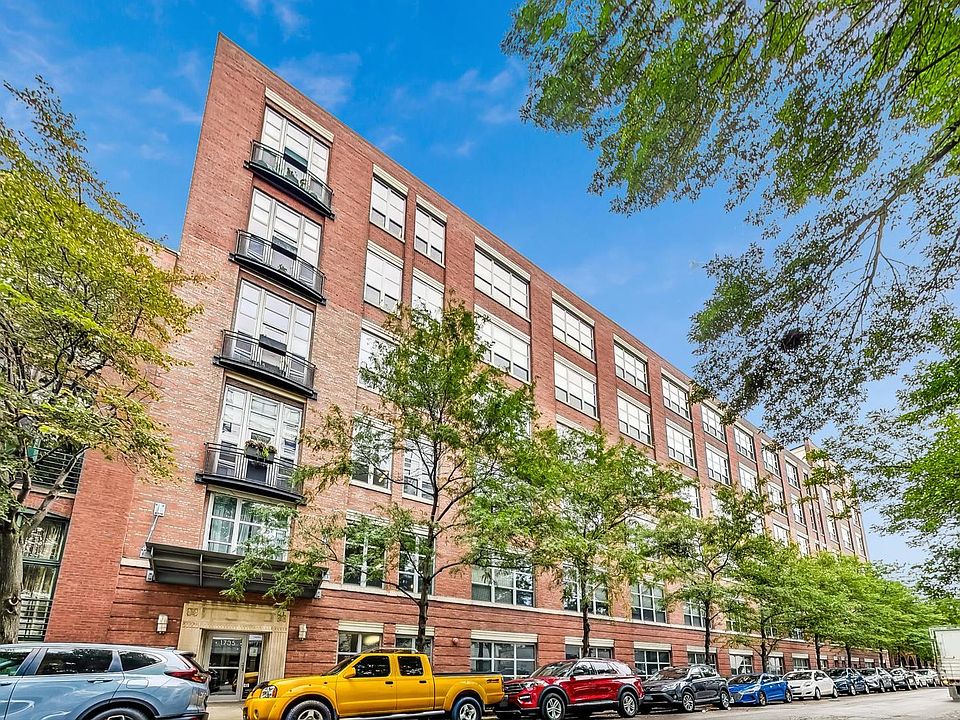 1st image of 1735 N Paulina St APT 414