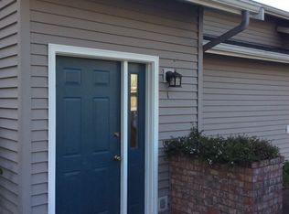 1501 Burrows Ct APT 1, Anacortes, WA 98221