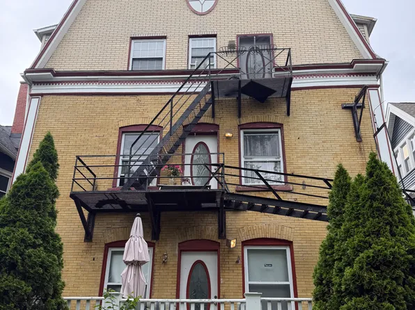 126 Bidwell Pkwy, Buffalo, NY