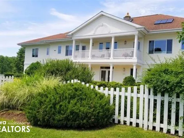 1106 Heavenly Ln #A-2, Fairfield, IA 52556