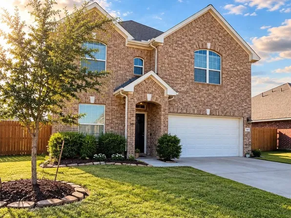 134 Brazos Dr, Baytown, TX 77523