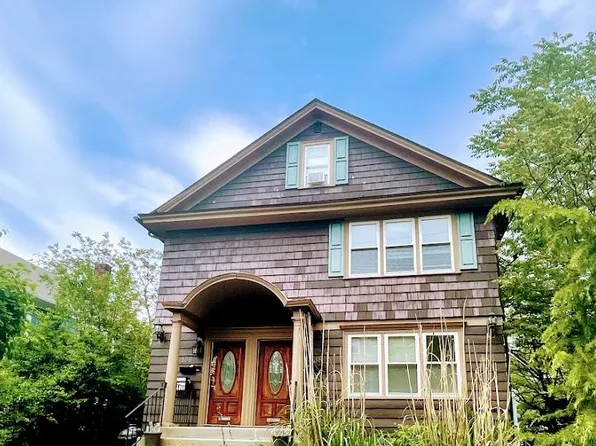 138 Lancaster St, Providence, RI 02906
