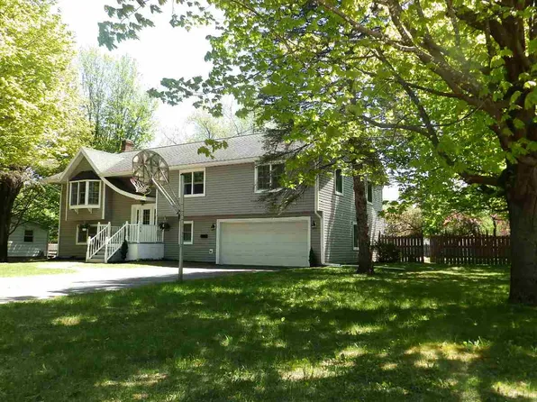 19 Spears St, Canton, NY 13617