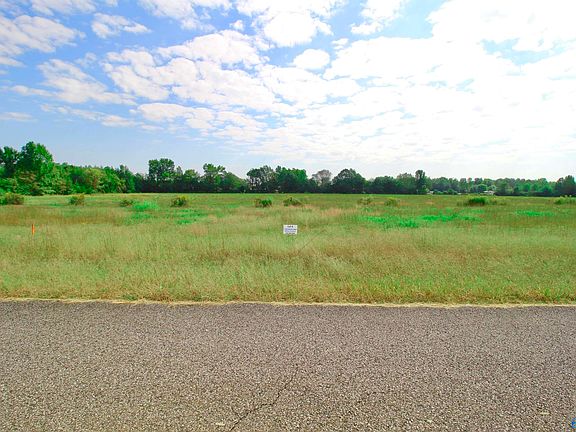 4th image of 17228 Red Hill Rd