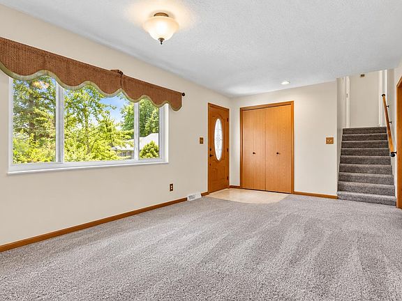 5th image of 2821 W 24th St
