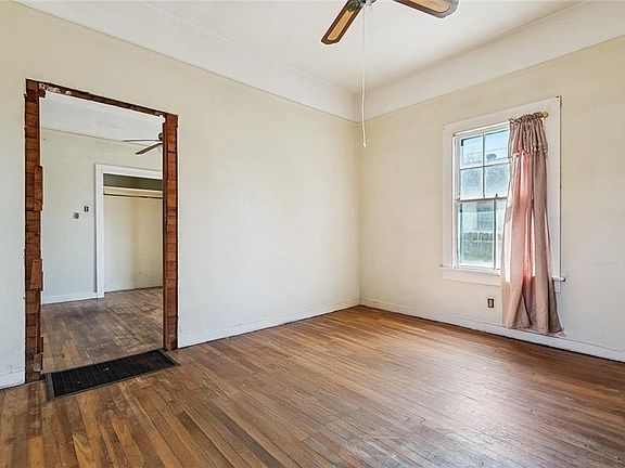 4th image of 607 Terrace St