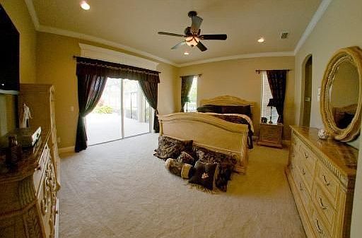 5th image of 724 Whisper Woods Dr
