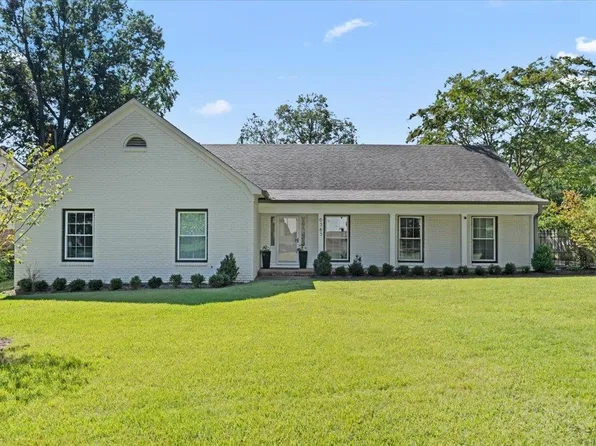 6383 Wood Bridge Rd, Memphis, TN 38119