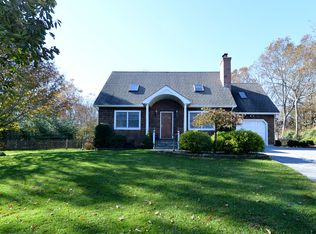 174 W Neck Rd, Southampton, NY 11968