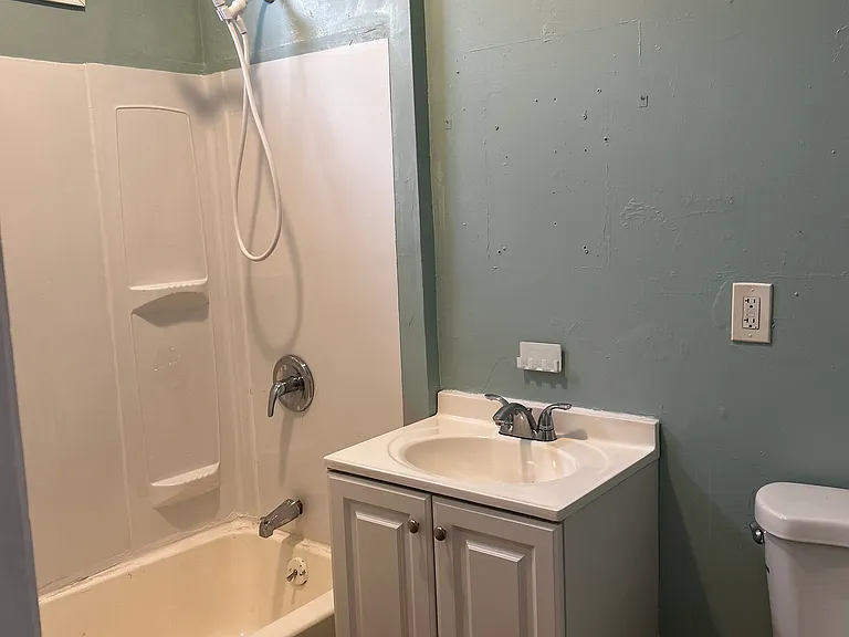 60 Judson St #2 — Photo 5