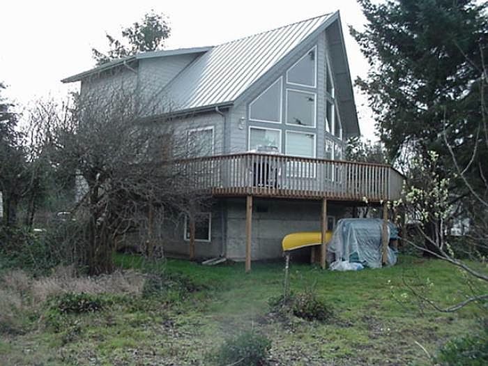 2nd image of 415 Canal Dr SE