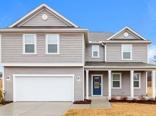 33 Rawls Meadow Ln, Fuquay Varina, NC 27526