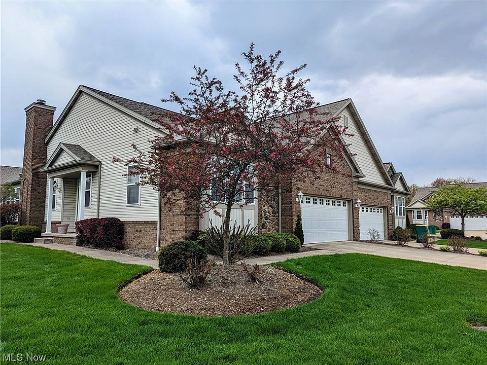 1st image of 9832 Country Club Cir