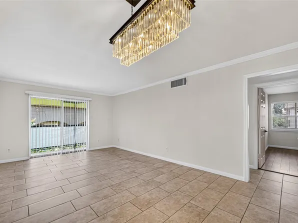 3131 Cummins St APT 2, Houston, TX 77027