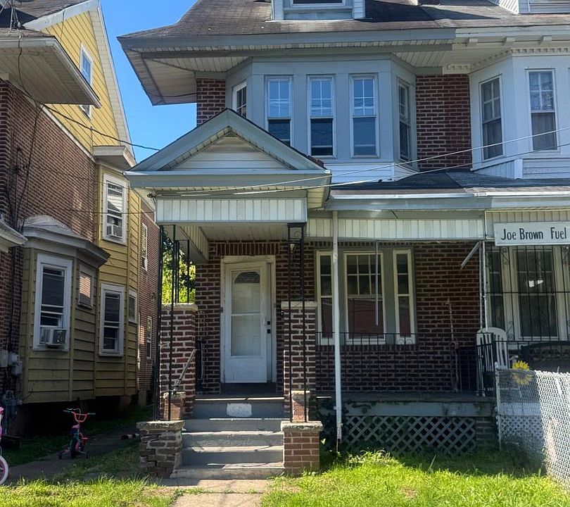 1st image of 1509 W State St