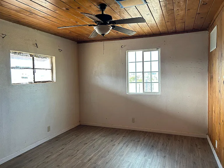 45397 Silver Valley Rd — Photo 14