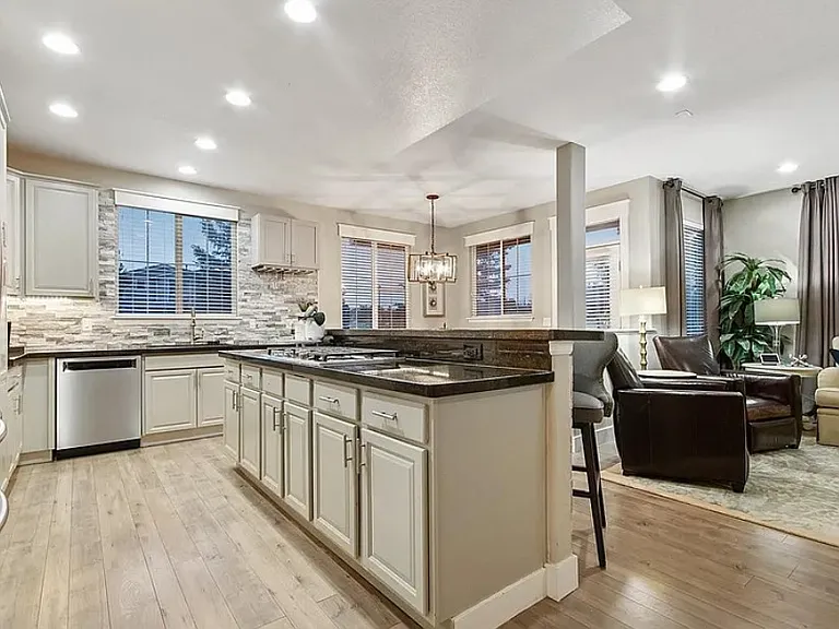 17498 E Fair Pl — Photo 4