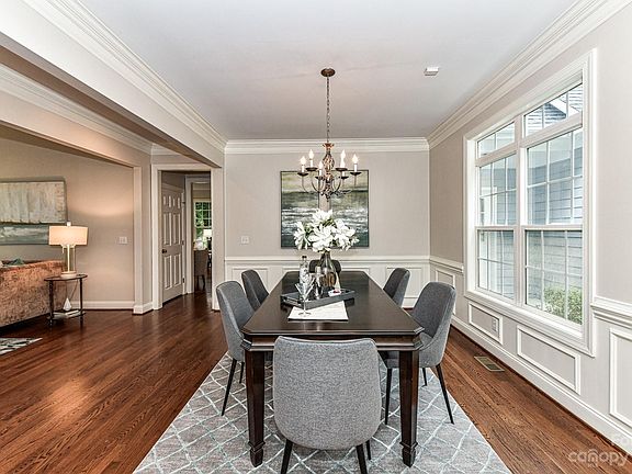 5th image of 3623 Chilham Pl