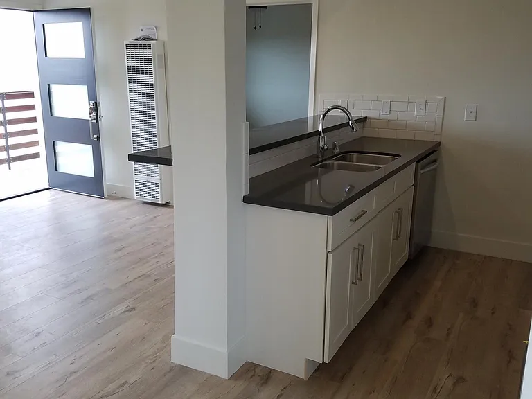 530 S Irena Ave #8 — Photo 13
