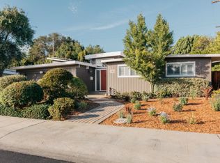 731 De Soto Dr, Palo Alto, CA 94303