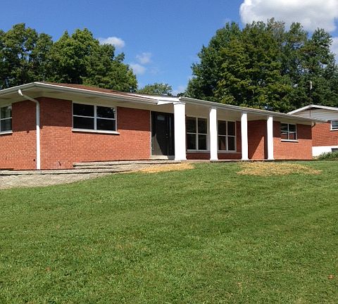 3rd image of 9495 Rosebay Dr
