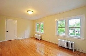 3rd image of 2712 N Lewis Ave